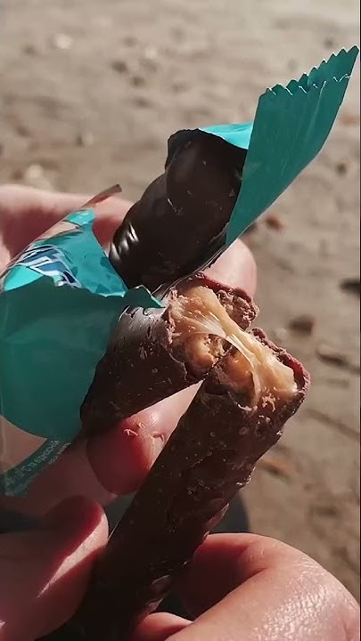 Новый вкус Твикс, пробуем какая палочка вкуснее🍫 - YouTube