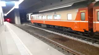 562次潮州發車經由海線開往花蓮的E203單電頭+新式自動門莒光號