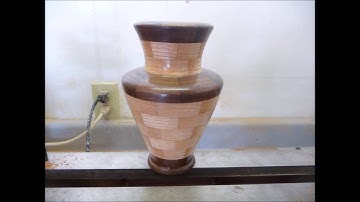 Wood Turning A Small Segmented Vase