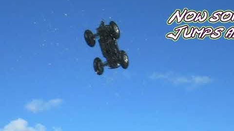 HPI Savage Flux Jump n bash