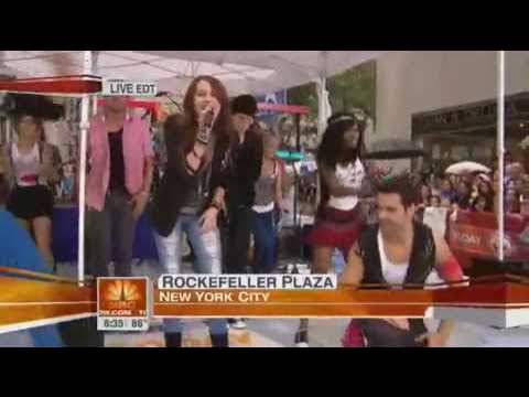 Miley Cyrus Party In The USA - Live @  The Today Show