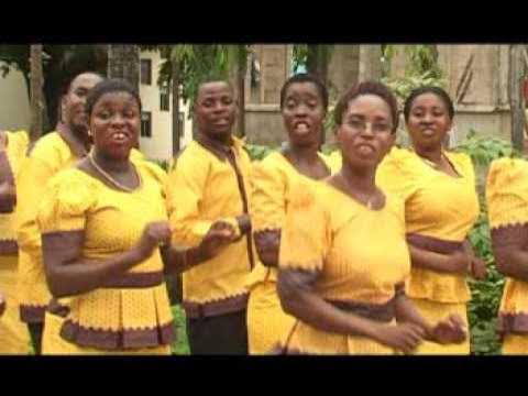 EKARISTI.Nimewalisha kwa unono Chang'ombe Catholic Singers Mtunzi Mujwahuki,Mratibu Aloyce Kipangula