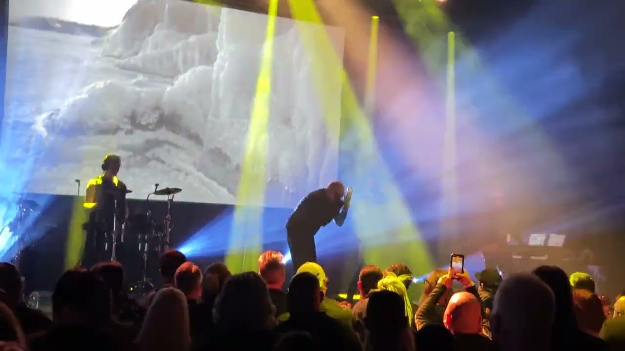 Front 242