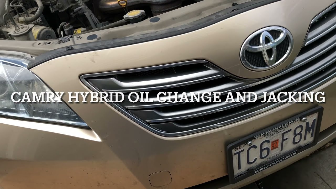 Hybrid Camry oil change - YouTube