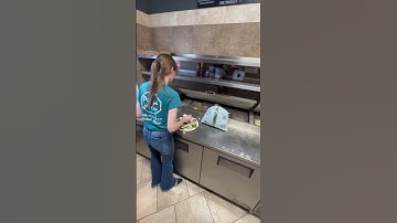 One of The Cleanest Pizzeria Kitchen Operations I Have Ever Seen. Pizza Stop in Malad, Idaho.