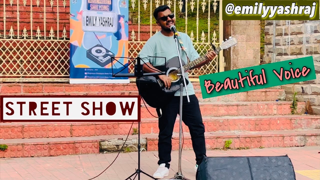 Street Show in Police Bazaar | Lucky Ali Songs | Romantic Bollywood Songs |​⁠