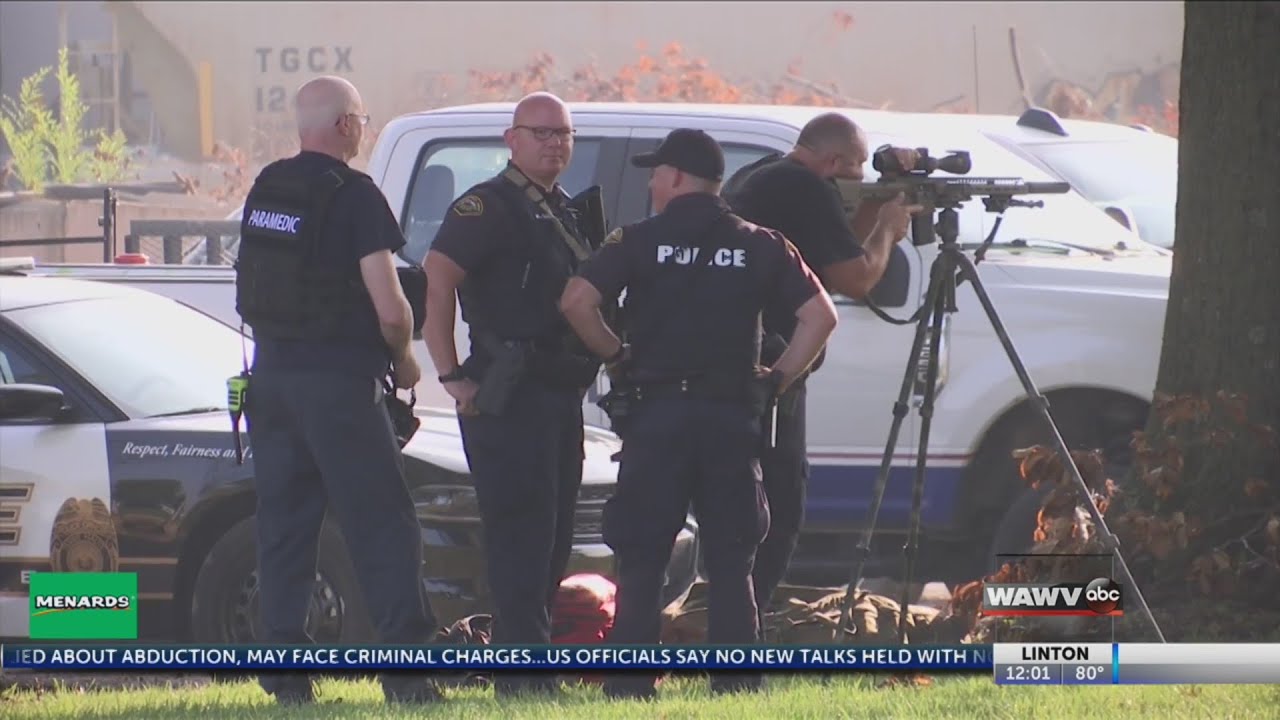 Stand off suspect dies after being shot by police - YouTube