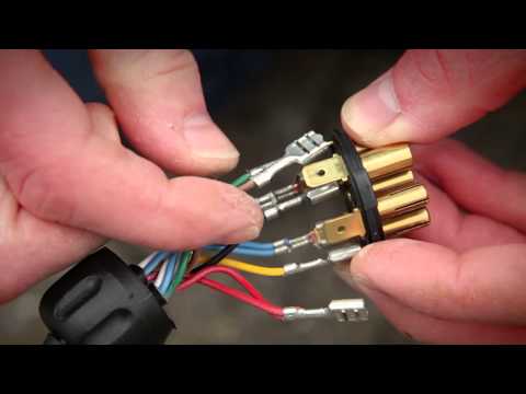 Video: Hvad er elektriske stik lavet af?
