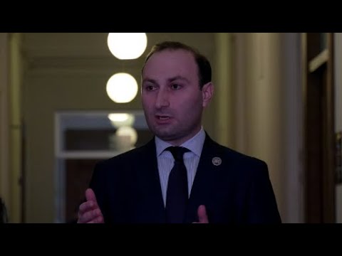 \"ძალიან ძნელია, როცა ქვეყანაში გყავს პოლიტიკური ჯგუფი, რომელიც ქვეყნის ინტერესებს მტრობს\"