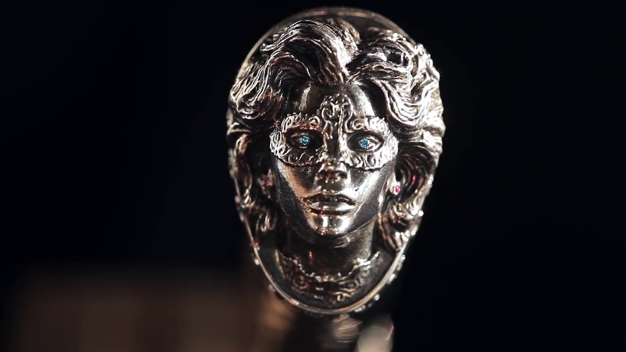 Авторский нож "Таинственная незнакомка" Алексея Ровдо