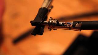 How to Wire a 3.5mm Stereo Audio Plug : Audio Tips