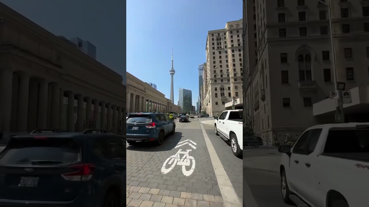 Summer biking in downtown Toronto 