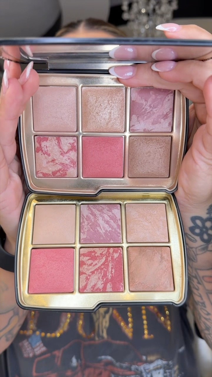 Hourglass Holiday Comparisons | The Horse Palette 2025 vs. Leopard