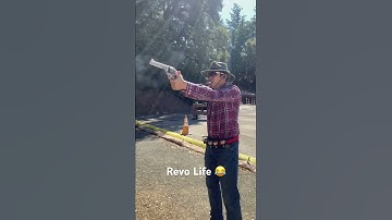 Fast revolver speed reload with moon clips