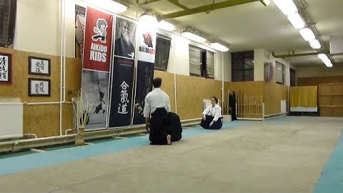 ushiro ryotedori kokyunage [AIKIDO]  basic technique