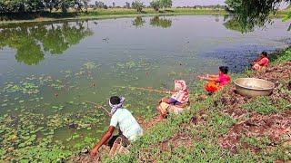 Fishing Video || Village boys are very skilled and experienced in fishing || Fish catching trap