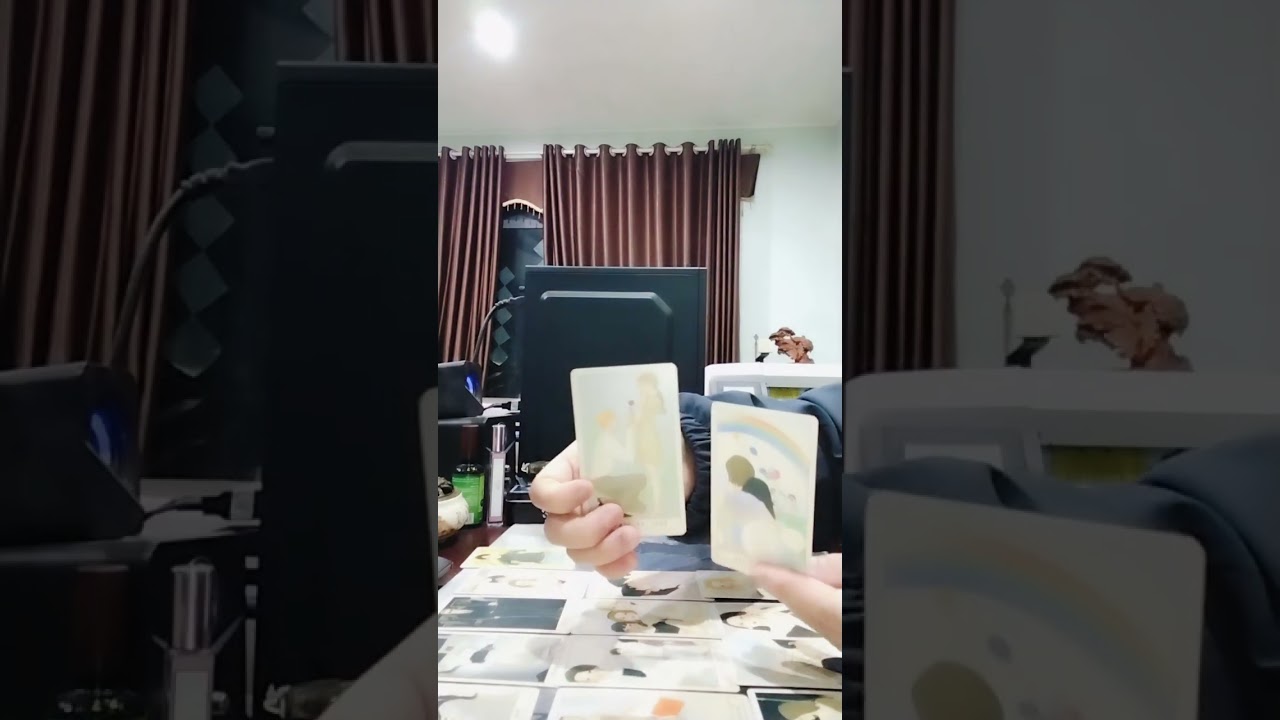 Một thứ mà người ấy nhất định không chịu thay đổi?.