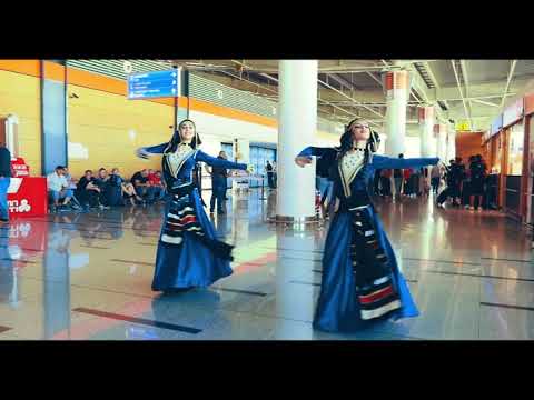 ანსამბლ \"დაისის\" გოგოები. აჭარული ცეკვის ფრაგმენტი.