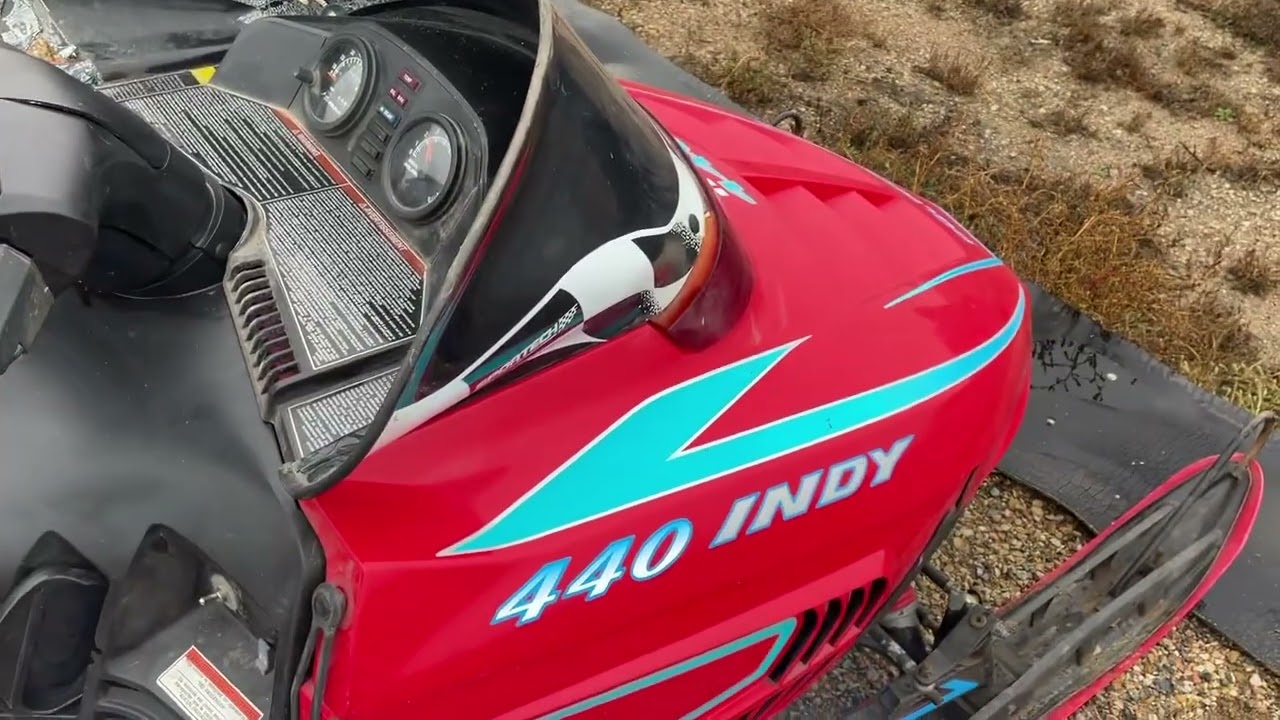 POLARIS 440 INDY  SNOWMOBILE 1993?