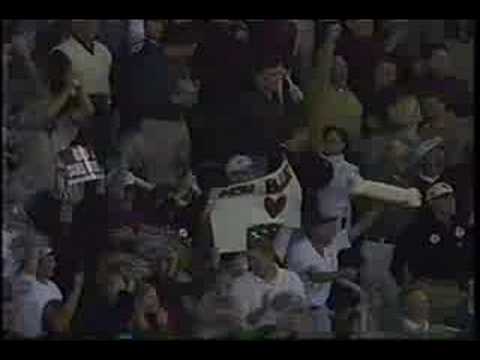 Robert Bean blocks a field goal in the 1999 Peach ...