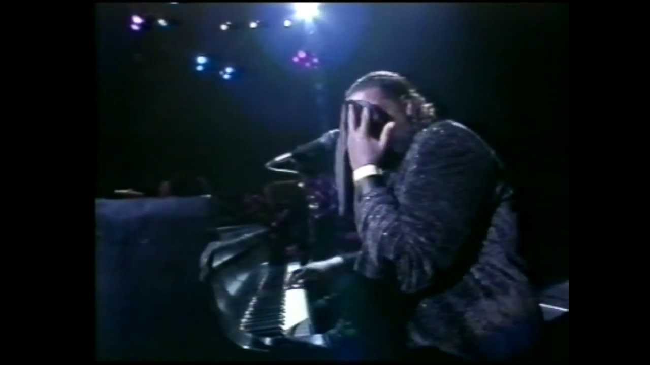 Barry White live in Birmingham 1988 - Part 6 - I'm Gonna Love You Just a Little More, Babe