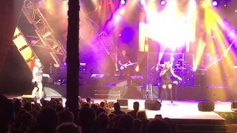 2015-10-09 - Epcot - Pointer Sisters - So Excited