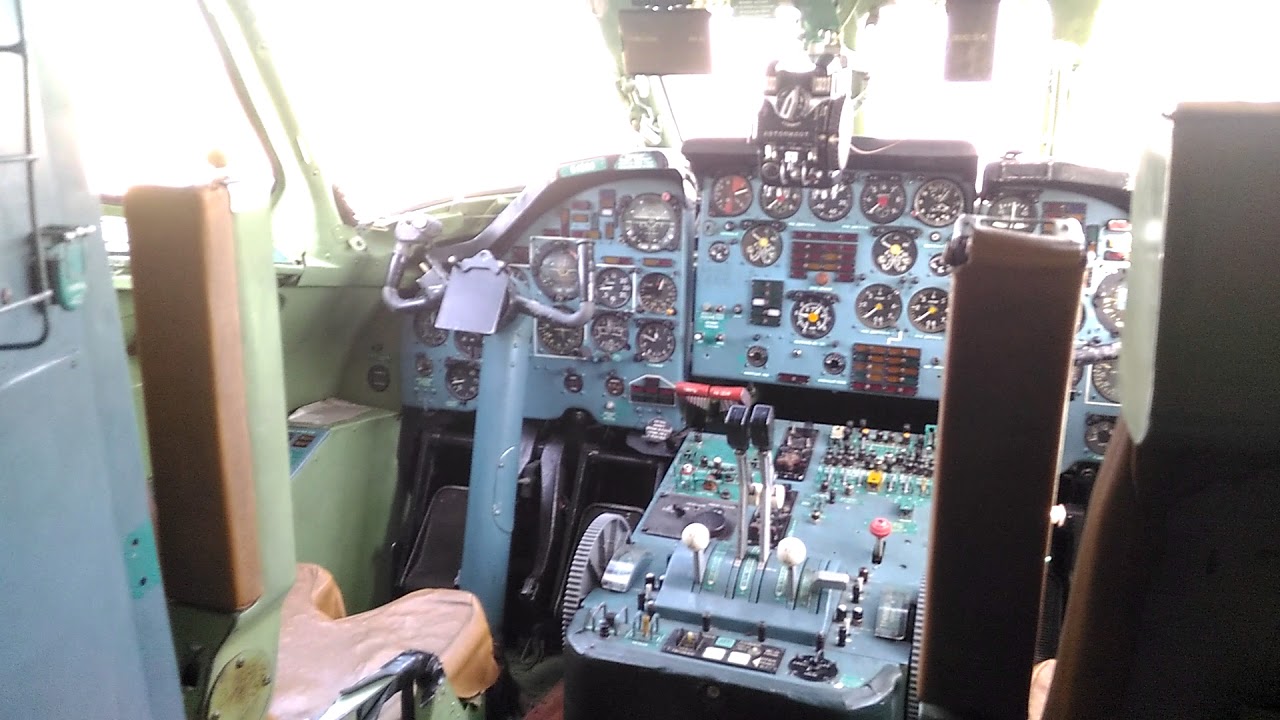 17.09.2017 Полтава, музей дальней авиации, кабина ТУ-134 УБЛ - YouTube