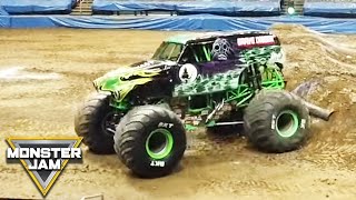 Tyler Menninga | Grave Digger winning 2-Wheel | Los Angeles | Monster Jam