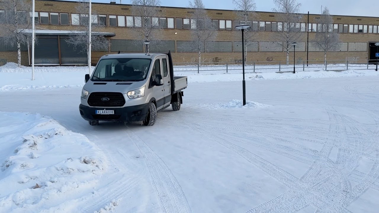 Köp Flakbil Ford Transit 310 2.2 TDCi på Klaravik