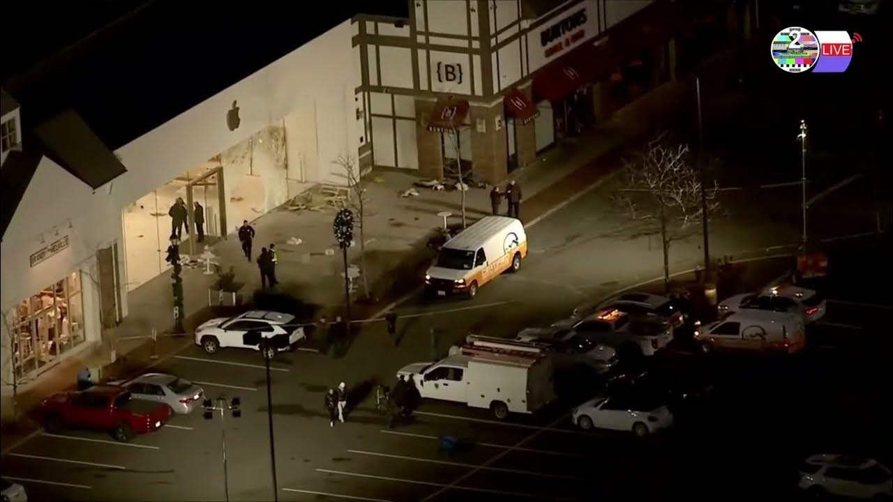 Hingham, MA Vehicle into an Apple Store. YouTube