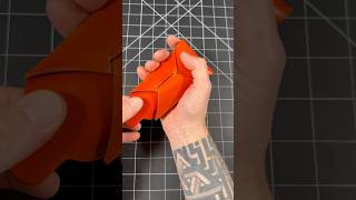 Folding a stitchless wallet #leatherasmr #leatherwork #leathercraft #stitchless #leatherpattern