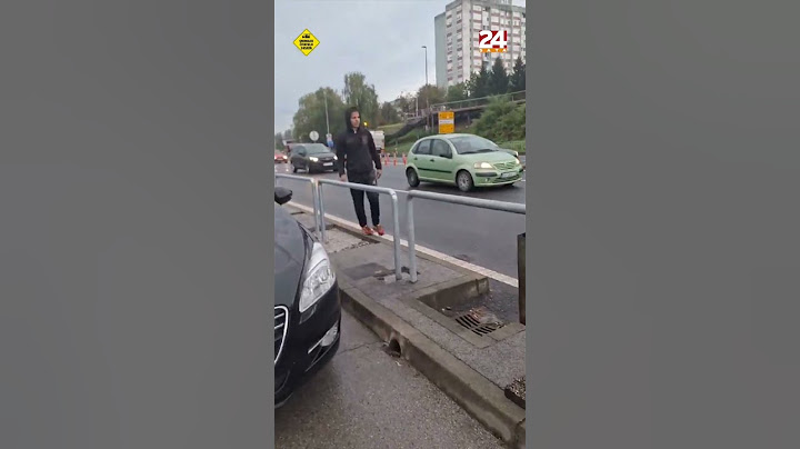 Nevjerojatan video iz Karlovca: 'Migranti izlaze ispod kamiona, policajac ih vidi i trči za njima!'