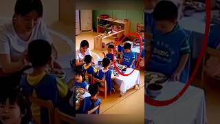 Kid's Lunchtime Gesture Left Everyone Speechless!