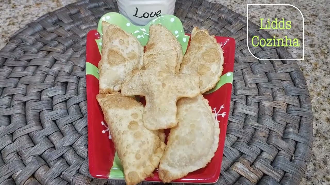 Goan Nevri/Neuros With Cashewnuts Filling Recipe | Goan Christmas Sweet Recipe