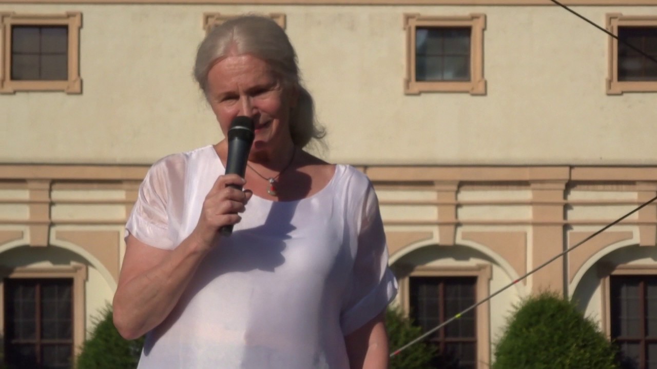 Folkl. soubor JARO - ZUŠ Štefánikova, Praha 5, část 1 / ZUŠ OPEN 2019 Senát Praha