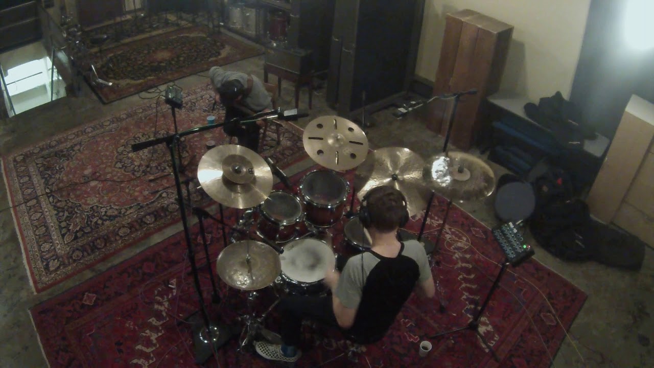 JJ Jhnsn - Maple - in studio