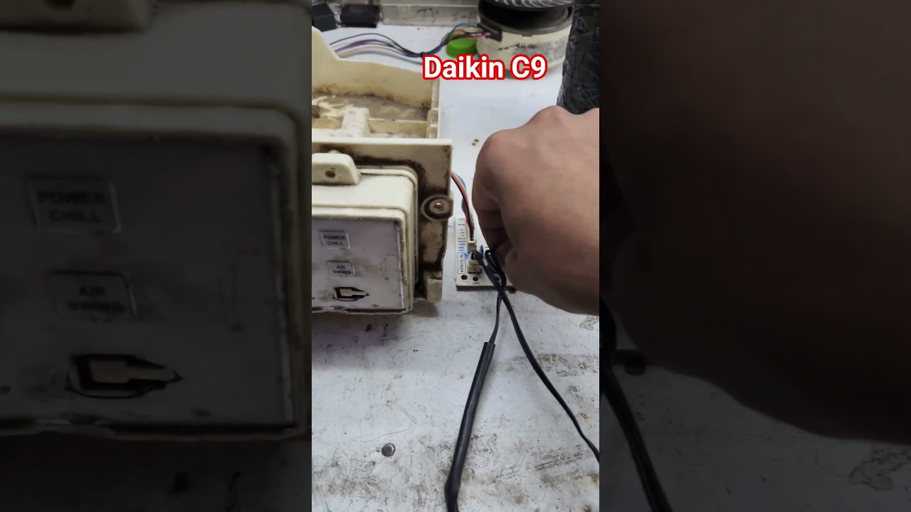Daikin window C9 error htay 2 minutes m 