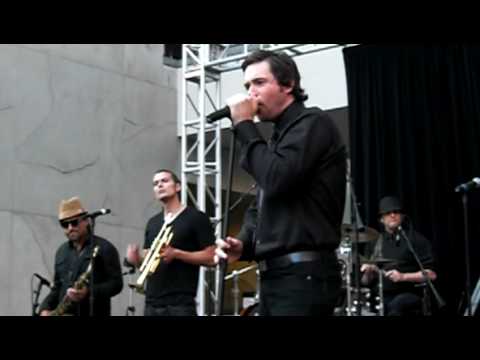 Michael Johns -  Feeling Alright