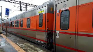 3187次區間車嘉義停車交會134次自強號
