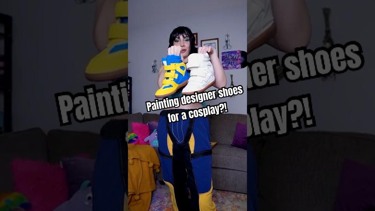 👀 watch me DESTROY a pair of designer shoes... 👀 #cosplayfail #kpopdemonhunters #zoeycosplay