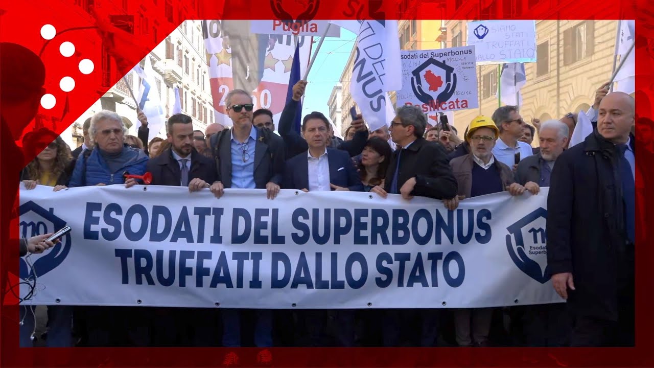 Roma, le immagini del corteo contro lo stop al superbonus e il blocco della cessione dei crediti