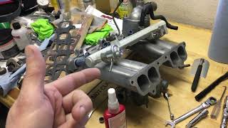 COME AT ME BRO: Slight problem w/ sealing the Toyota 22RE intake manifold... a cautionary tale