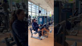 SL Machine Hamstring Curl