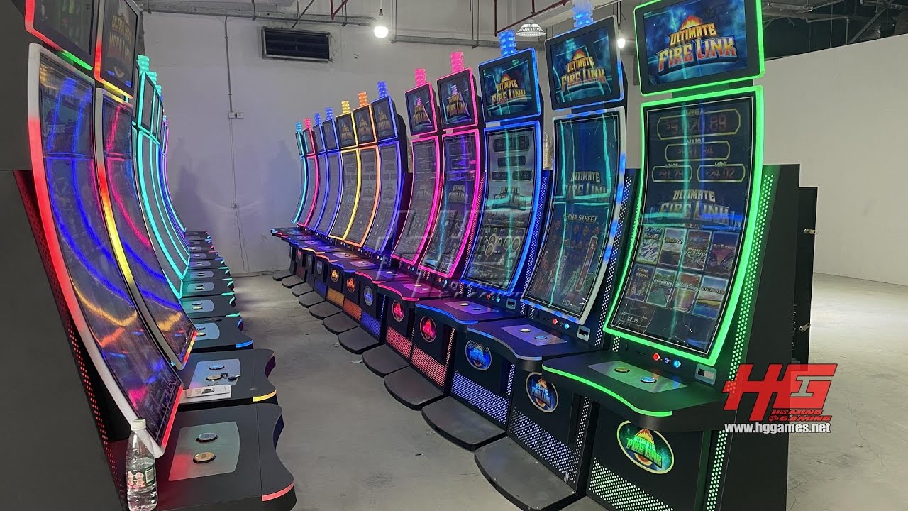 Super Luxury 43 Inch Curved Slot Cabinet Mega Link,Super Lock,Fusion 5 Touch Slot Gambling Machines