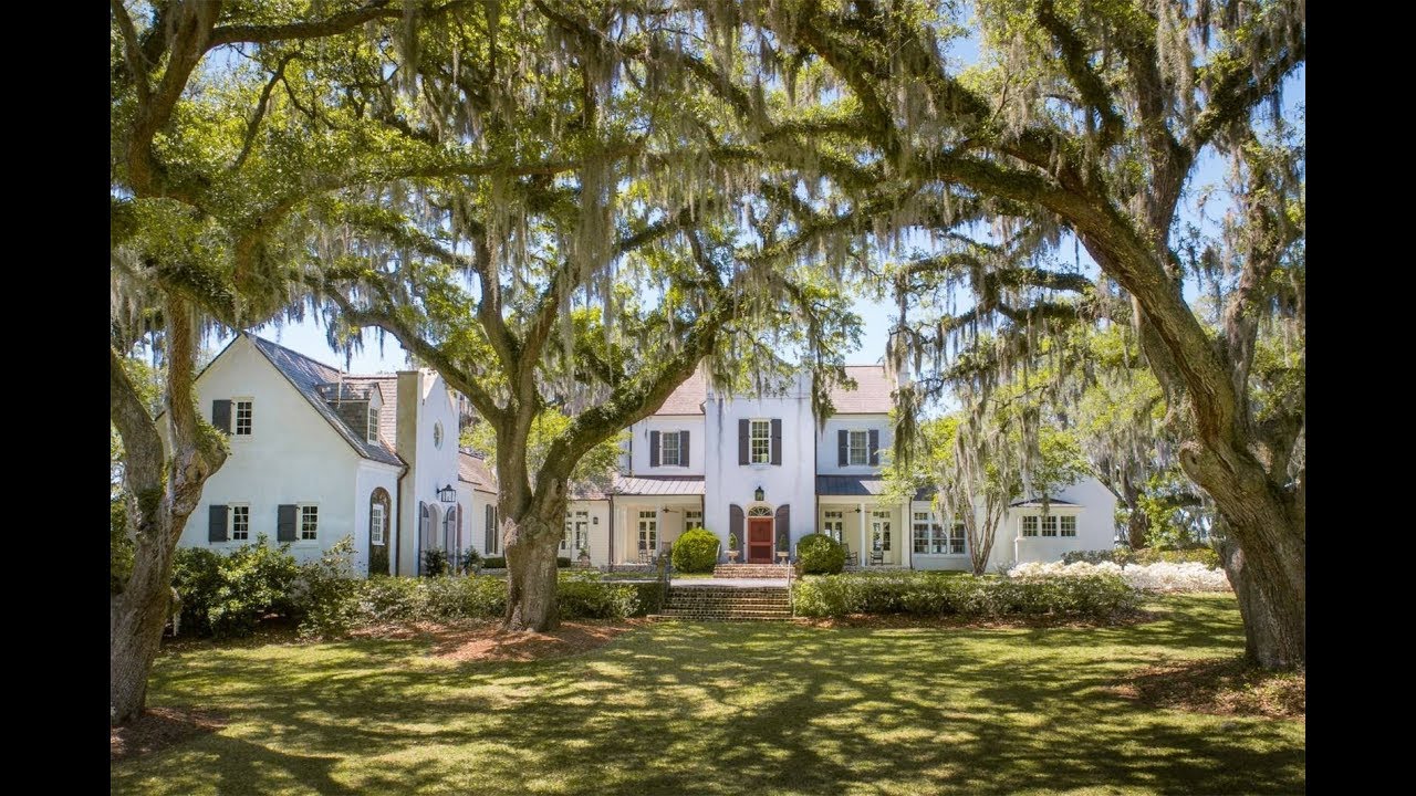 Stately Lowcountry Marvel in Pawleys Island, South Carolina | Sotheby's International Realty