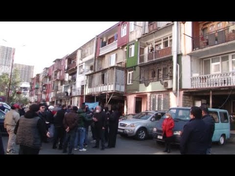 კიდევ ერთი ავარიული კორპუსი ბათუმში - მერიას უყურადღებობაში ადანაშაულებენ