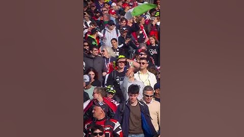 A track invasion to end 2025 🫶