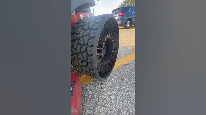 What is a Michelin TWEEL❓🤔#landscape #mowing #tires #michelin