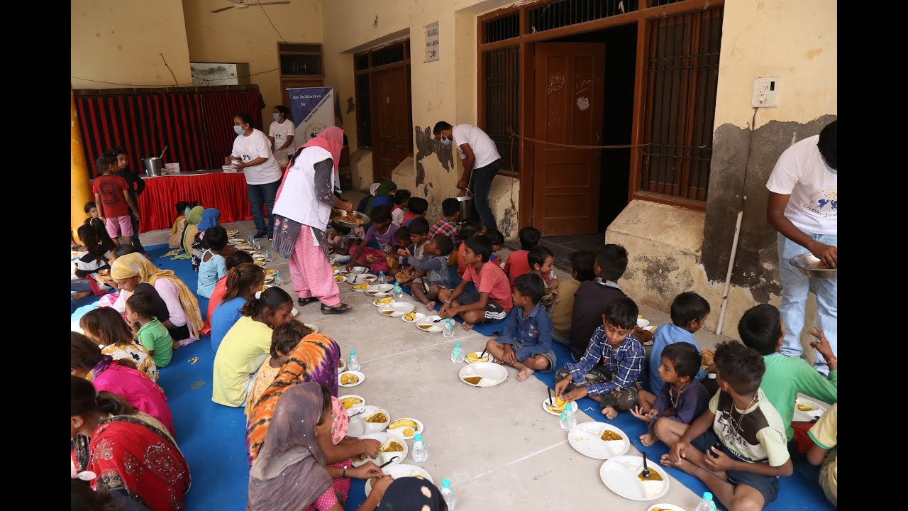 Community Food Service | Social Initiative | Dream Buds Foundation