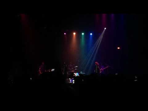 PUFFY/アジアの純真(not lazy tour2017 in LA)